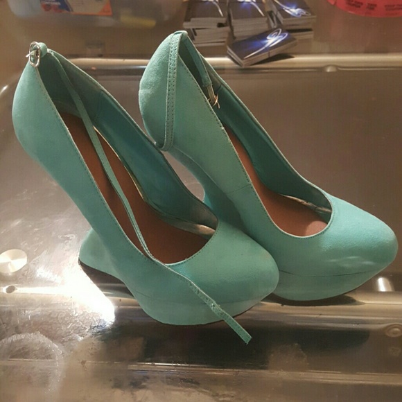 Turquoise Wedges - Picture 2 of 4